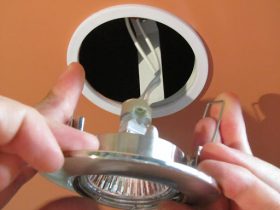 Замена люминесцентных ламп на светодиодные в Ессентуках